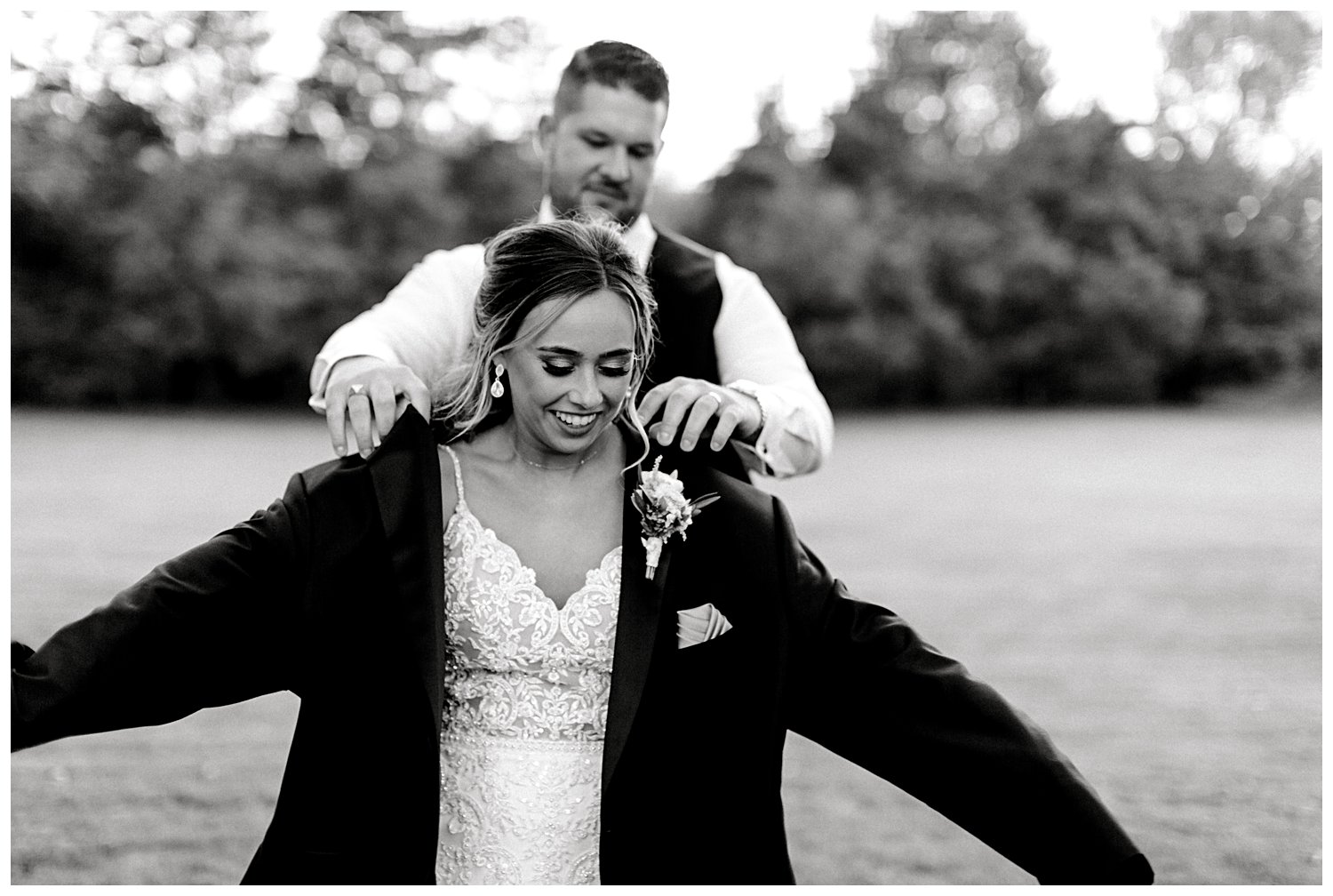 Blush_and_Navy_Fall_Wedding_at_Concorde_Banquets_57
