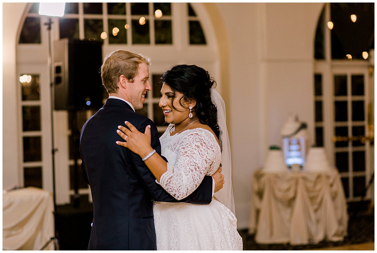 Romantic_Wedding_Ravisloe_Country_Club_Homewood_Illinois_46