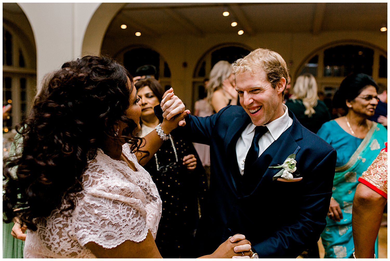 Romantic_Wedding_Ravisloe_Country_Club_Homewood_Illinois_62